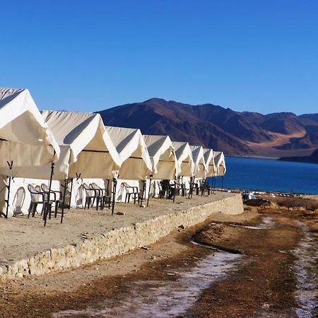 Camp Redstart Hotel Leh Buitenkant foto