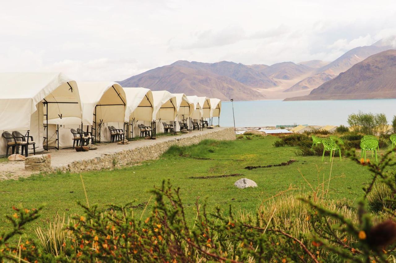 Camp Redstart Hotel Leh Buitenkant foto
