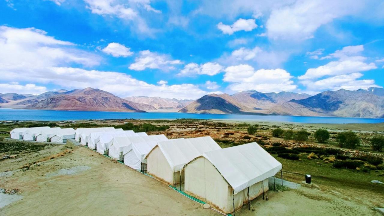 Camp Redstart Hotel Leh Buitenkant foto